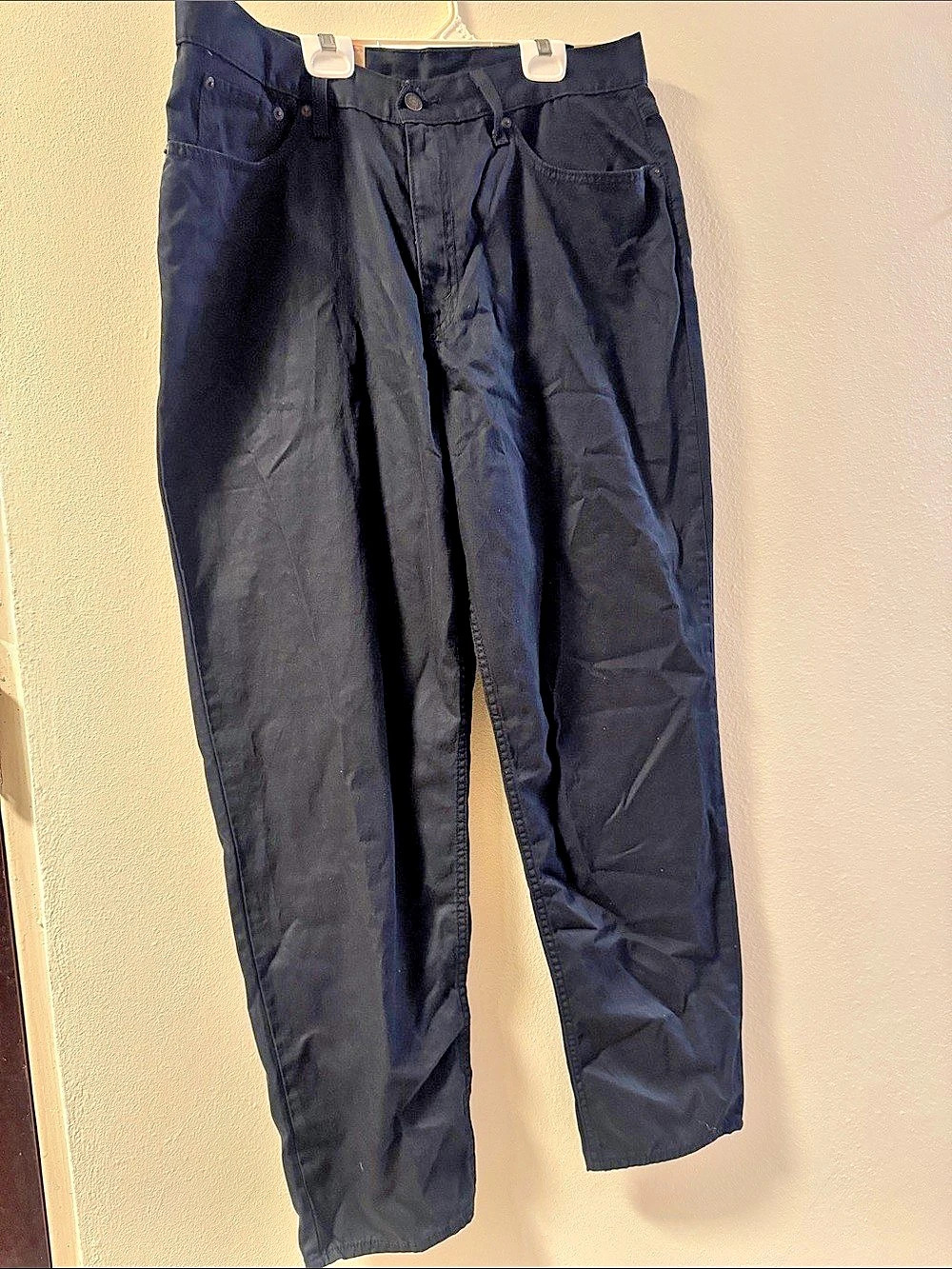 Levi's High-Waisted Mom Jeans Black Waist 33 x 30